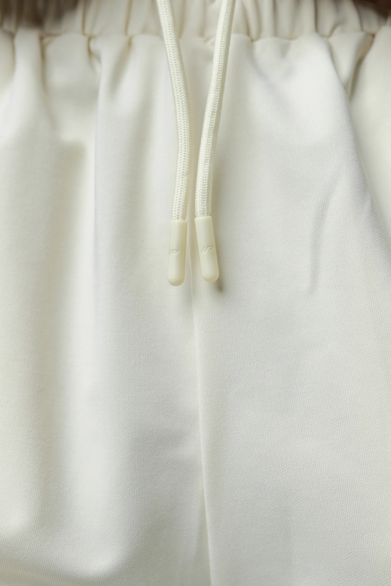 FREEFORM SHORTS LINERLESS - OFF WHITE - Image 5