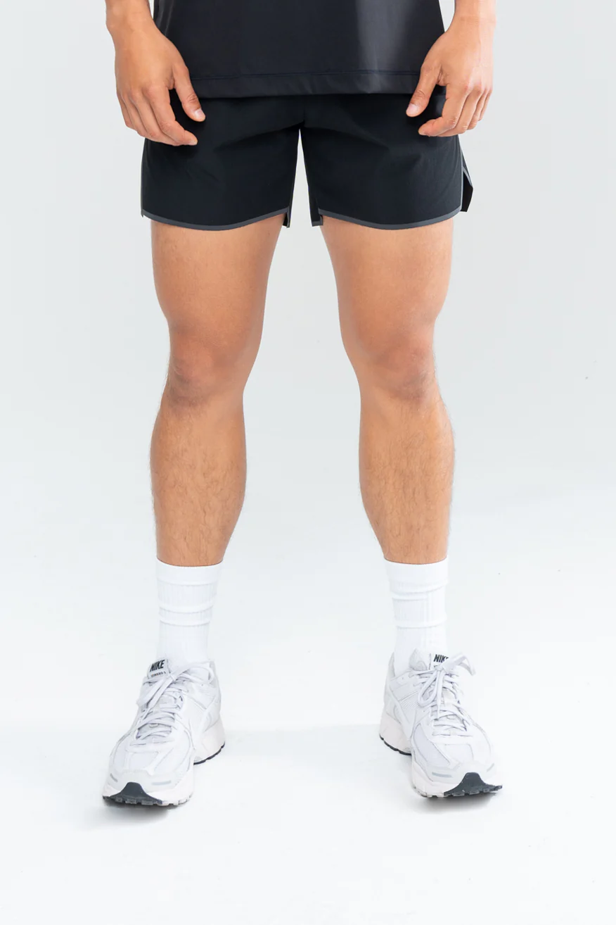 MEN'S PERFORMANCE TRAINING SHORTS - JET BLACK - Image 3